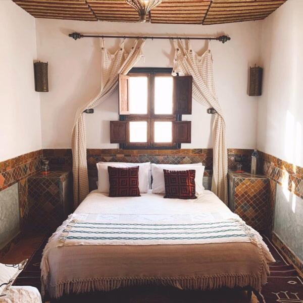 Dar Blues Bed & Breakfast Boumalne Dades Ngoại thất bức ảnh
